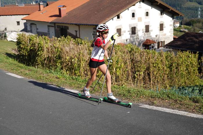 24. Hernialdeko Rollerski Ig 36 1760802673029