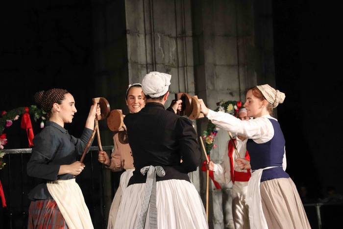 Suak argitu du urteko gaurik 61 1561330850013