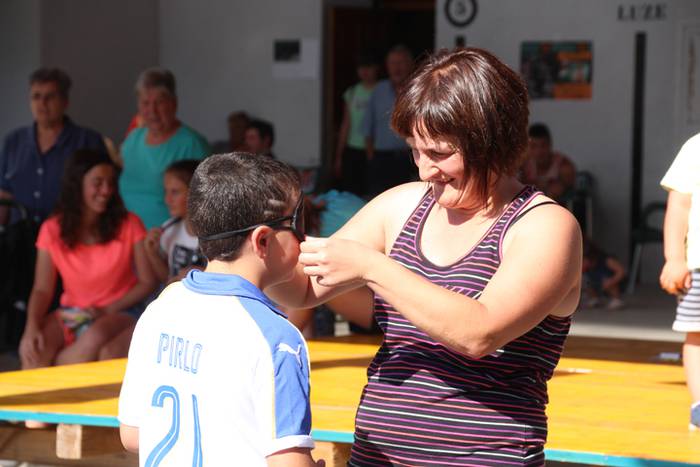 GOIATZKO ANDRA MARI JAIAK 20 5 1502731212684