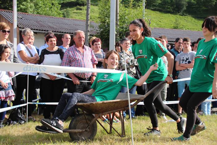 Festa jartzen gazteak nagusi 99 1499019762298