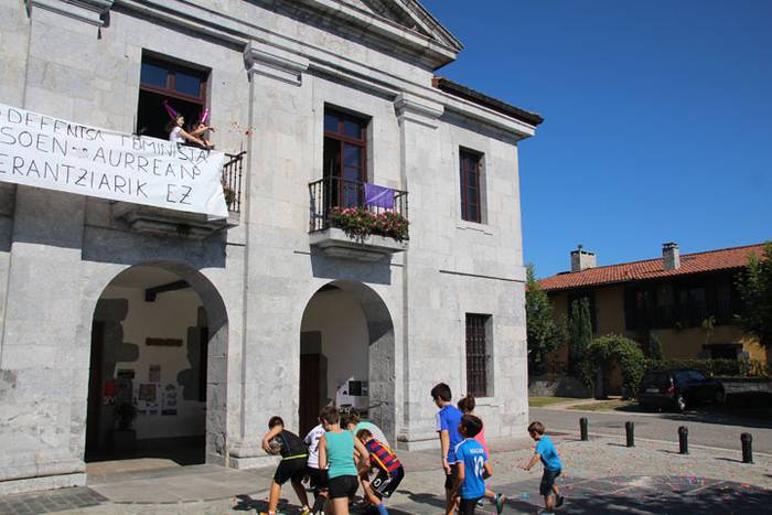 Haurrek hasi dute festa Orendainen 7 1471174612495