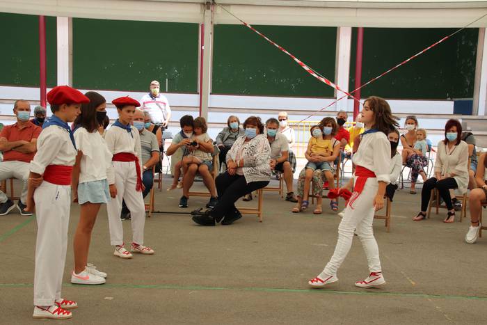 dantzarien saioa berastegi 25 1628437241221