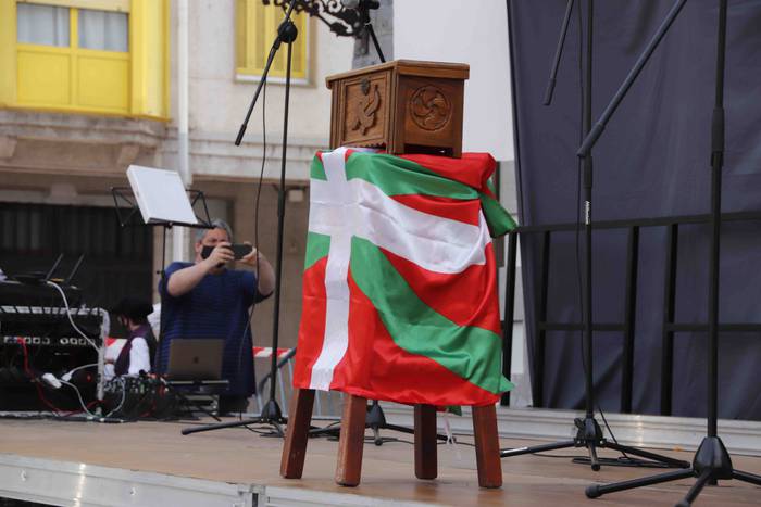 Irurako Kutxa Bira iruditan 20 1619287435548