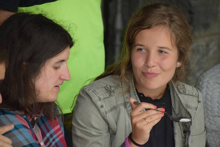 Irurako gazteak herriari bizia ematen 15 1469283748040