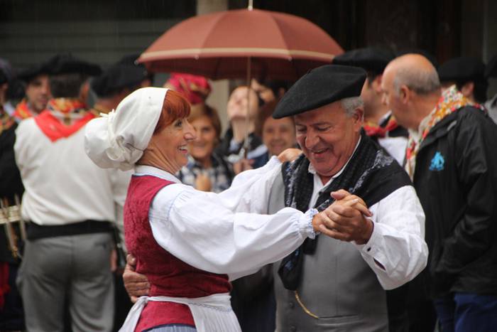 Udaberri Dantza Dezagun Tolo 56 1504963315493