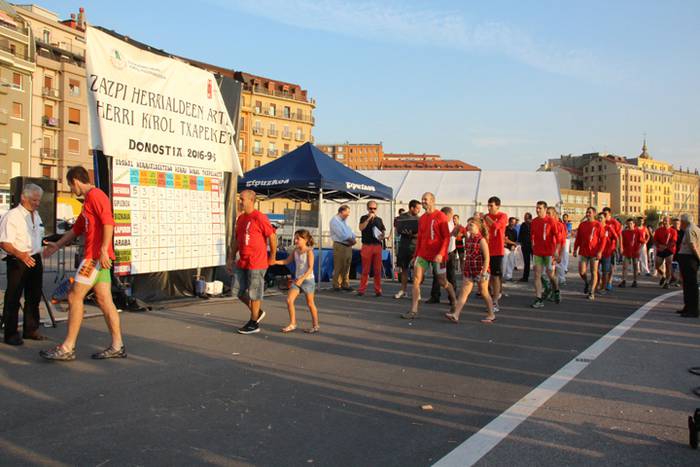 Txapel berdinduena, gipuzkoarren buruan 105 1473085978761