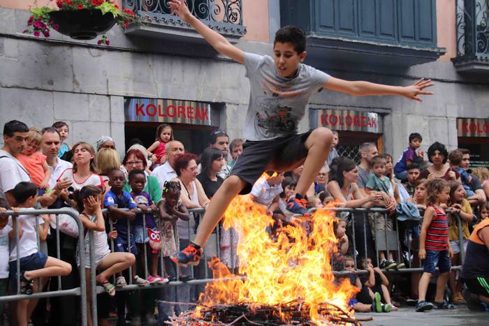 Txikienak ere saltoka 47 1561316748118