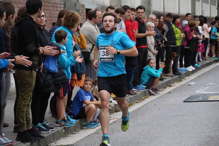 Haizearen aurka, baina aurrera 80 1476273365435