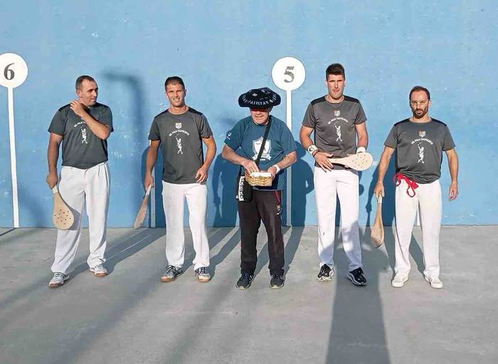 Banatu dituzte txapelak 54.  15 1659950149073