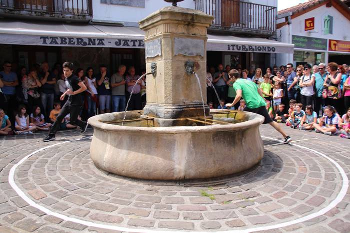 Muskerraren eguna Asteasun 52 1495373524918