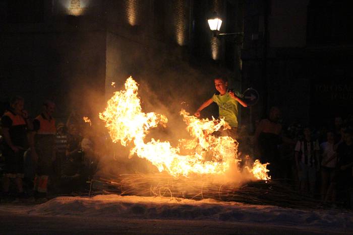 Salto bat, desio bat 22 1498259078358