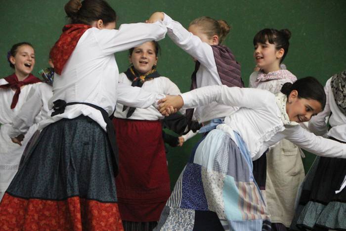 Txikienen oinak dantzan, fes 17 1527423340785