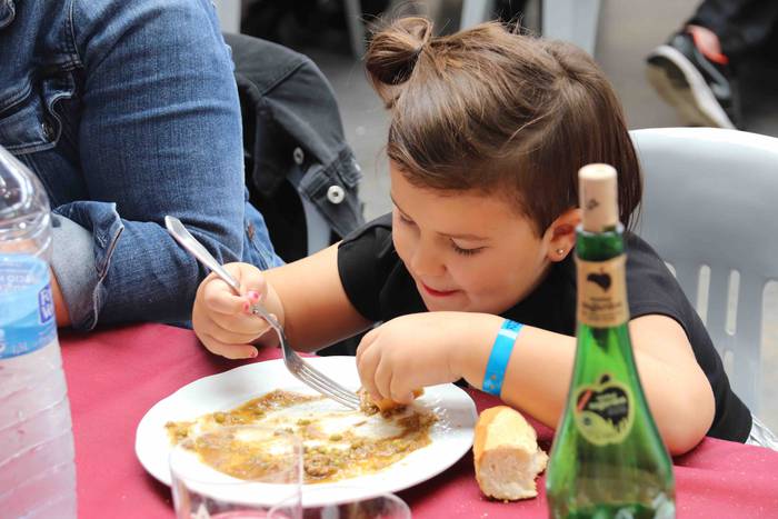 Frontoia bete da txekorra ja 48 1565532428381