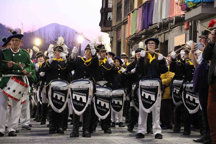 Danbor hotsen eguna 23 1582405358990