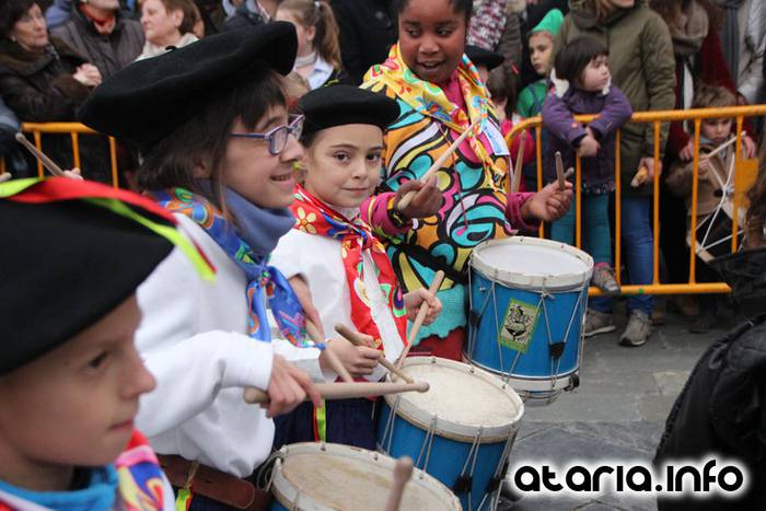 Zaldunita bezperako haur danborrada 140 1454785380562