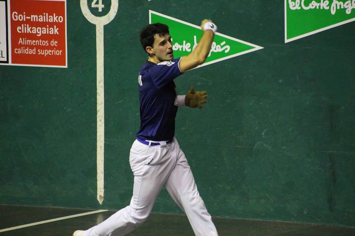 Bi maisu handi, katedralean 21 1571600495419