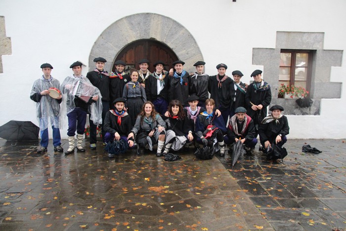 Amasako gazteentzat 24 orduko festa - 1