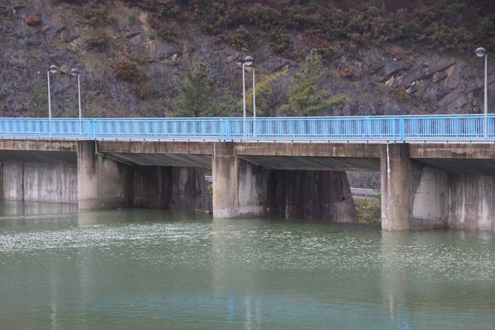 Ibiur urtegia guztiz beteta  4 1519146753413