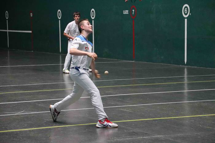 Gipuzkoa lau eta erdiko txap 17 1561377801088