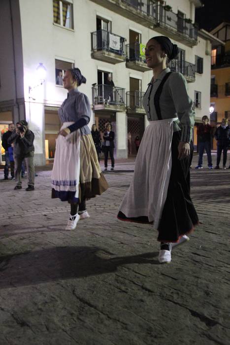 Iruran utzi dute garaikurra 12 1477594646886