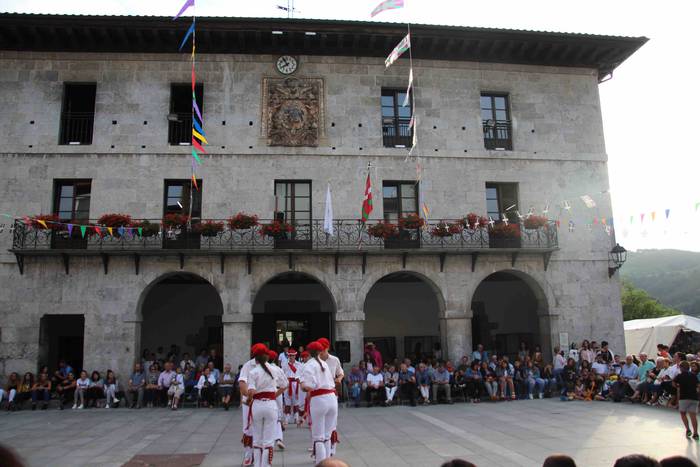 berastegi jaiak soka dantza 42 1533938018271