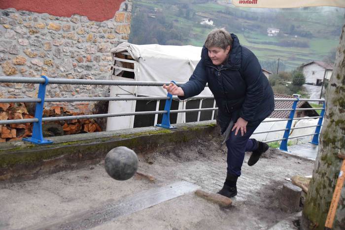 Bola txapelketa jokatu dute Belauntzan 32 1544875359339