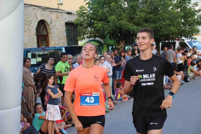 Elena Silvestre eta Xabier L 57 1567672447399