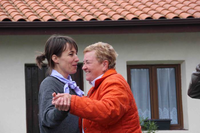 Emakumeek dantzan jarri dute 20 1552145615357