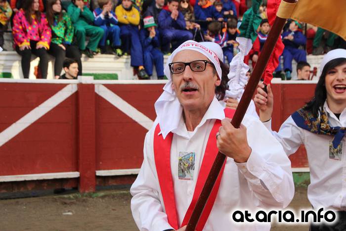 ostegun gizena 2016 zezen plaza 78 1454608284989