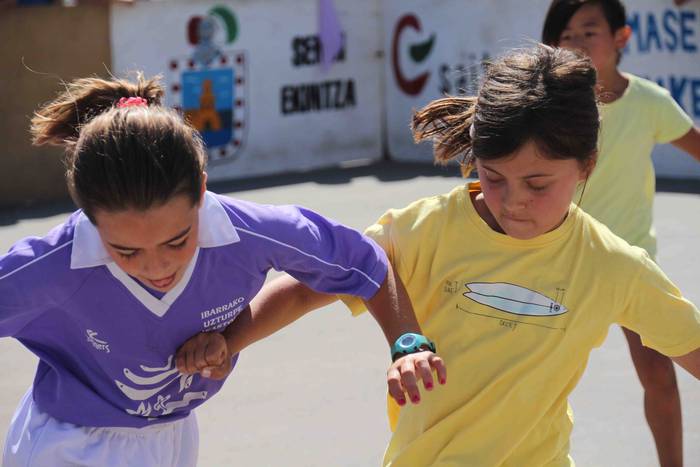 Kirol pixka bat, festan bete 49 1566471439178