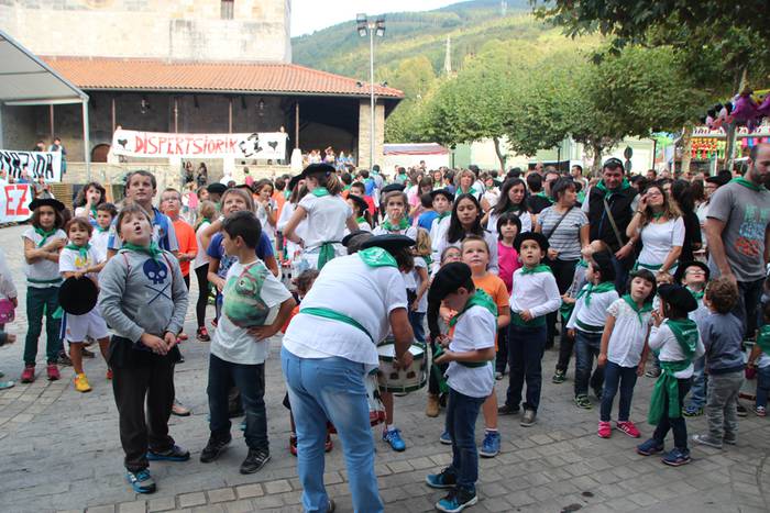 Irurako jaiak 2015 txupinazoa 33 1443204640287