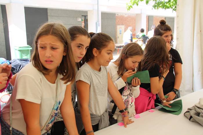 Azku Eguna bosgarrenez 27 1476544488014