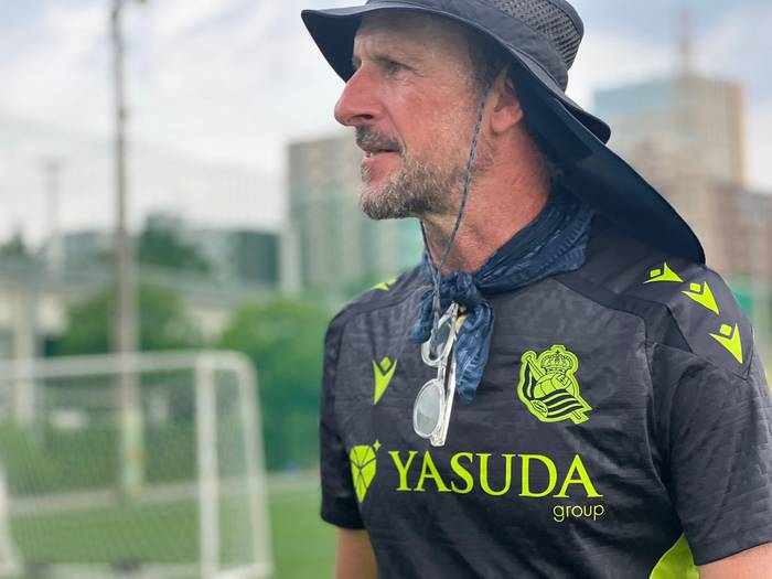 «Guk Japonian hezitako jokalari batek Realeko lehen taldean jokatzea da gure erronka»