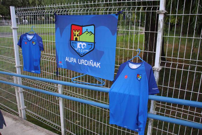 Tolosa CF-ko gizonezkoen fut 48 1662145486419