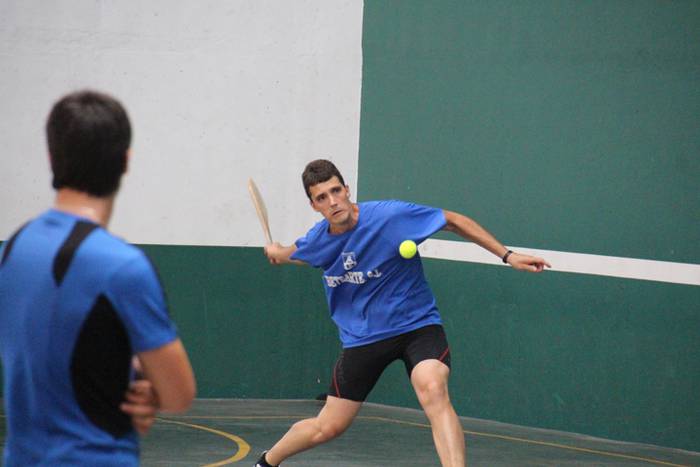 Ikuskizun handia ikusi da Bidaniako frontoian 8 1472230276204