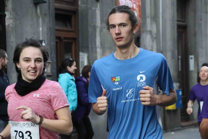 Uzturreko gurutzea lapurtu z 89 1577813956766