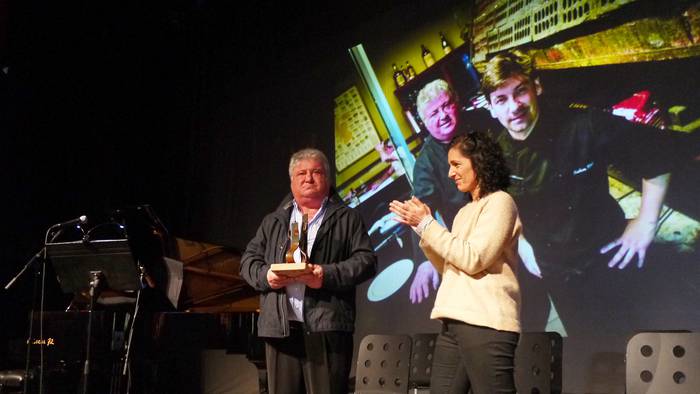 Haragi topaketan omenaldia e 3 1524947583491