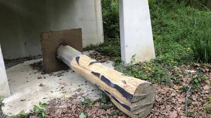 Alkizako Ur mara museoa erasotu dute