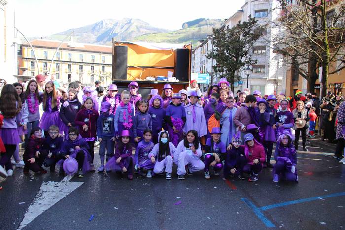 Aisialdi taldeak Astelenitan 26 1646056973867