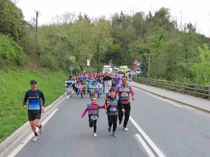 korrika, furgonetatik, Aizto 22 1649421633482