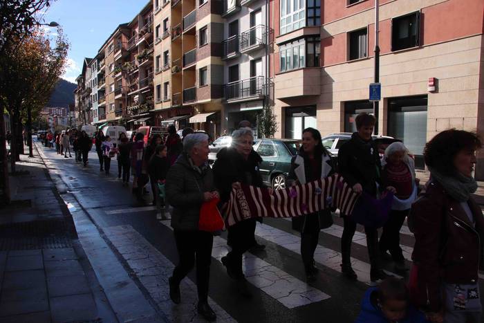 'Gora emakume anitzak eta go 19 1542976374256