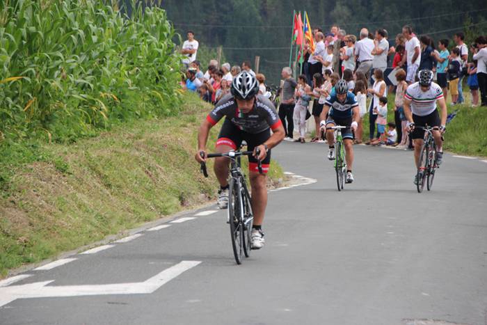 Maldan gora plazara heldu ar 30 1502801413122