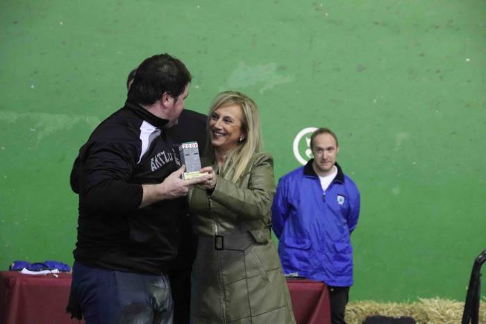 200 kiloko harri errektangul 83 1577023341990