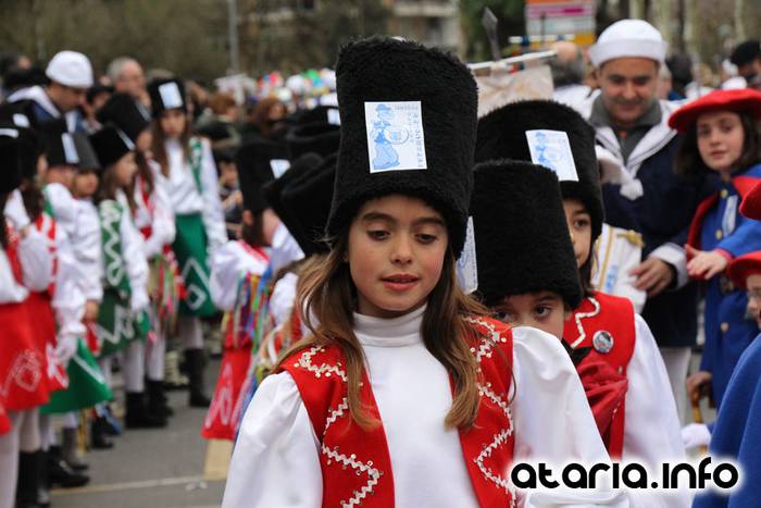 Zaldunita bezperako haur danborrada 24 1454785338754