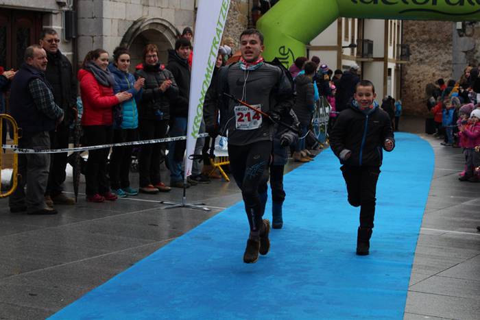 Jokin Lizeaga eta Veronica D 81 1517771707837