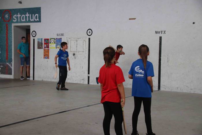 Txikiek pilotari handiak dir 51 1565875099667