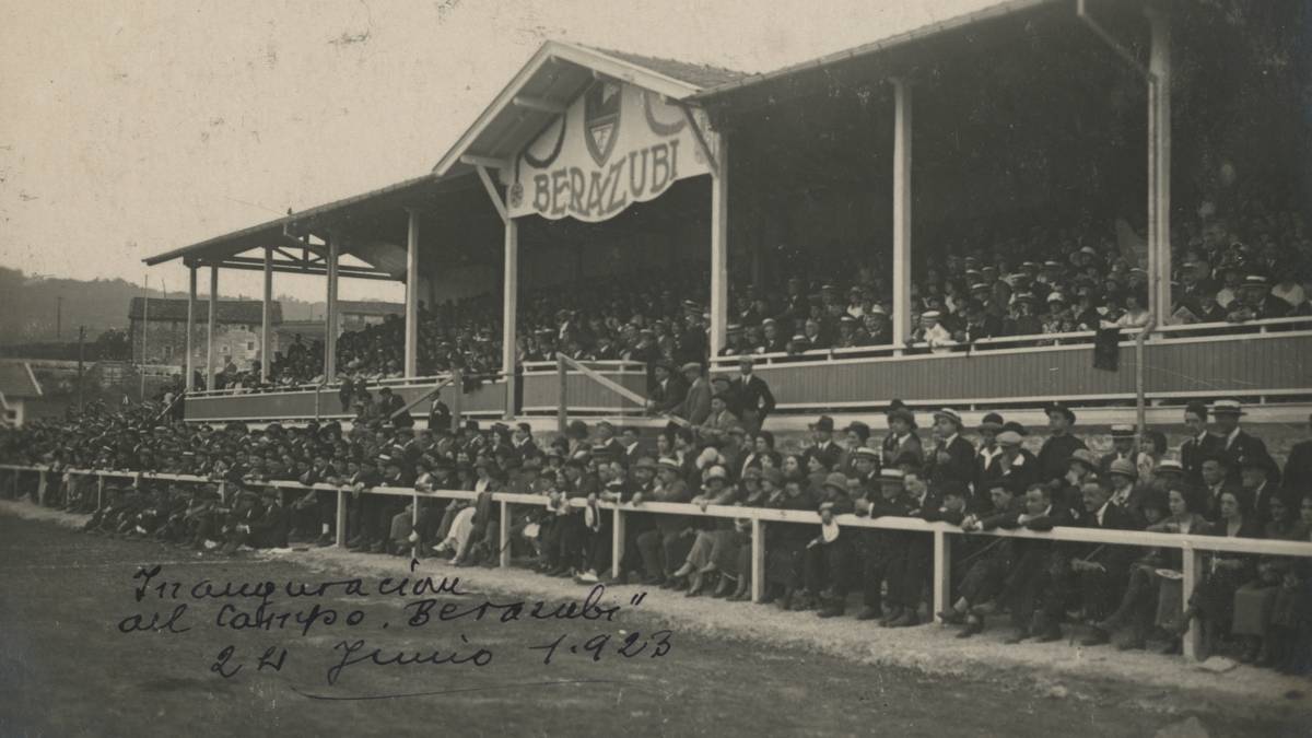 Punta-puntako estadioa