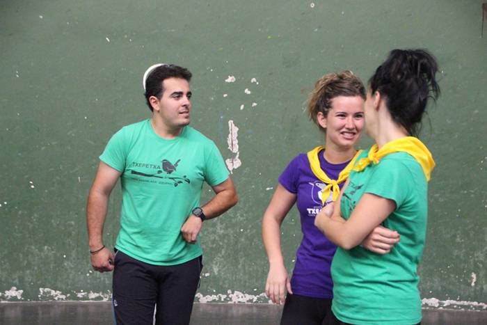 Frontoia, erakustaldiaren ba 43 1502818291581