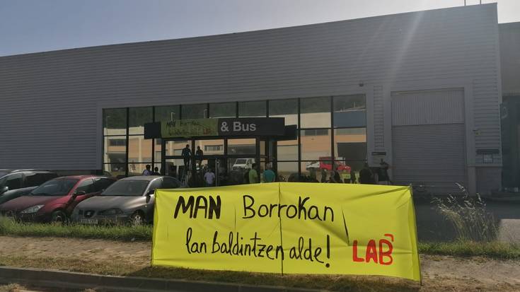 MAN enpresako langileek grebari ekin diote