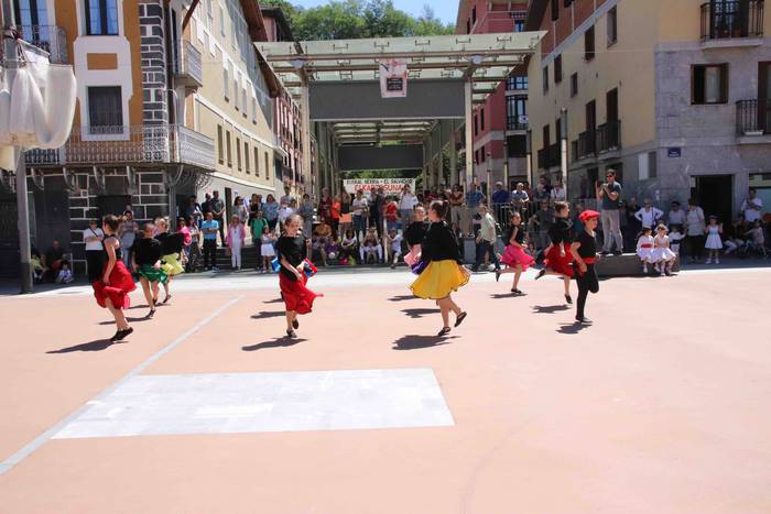 Senidetze Eguna Segundo Mont 20 1559413925275